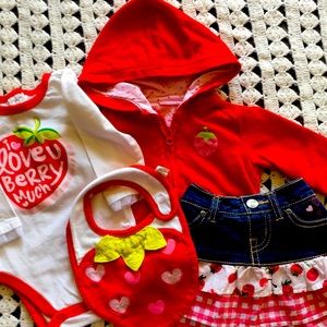 Children’s Place Strawberry outfit. 4 pcs.sz 6-9 mo